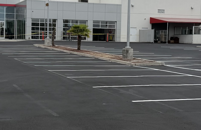 commercial parking lot striping betz works