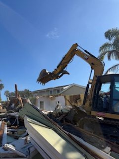 House demolition in Capitola